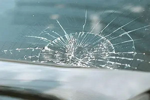 دلایل رایج ترک‌خوردن شیشه کوییک و راه‌حل‌های جلوگیری از آن